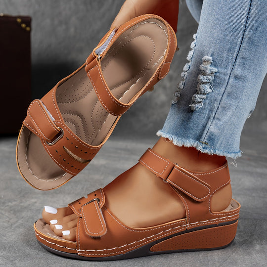Cortney™ | Sandali ortopedici alla moda