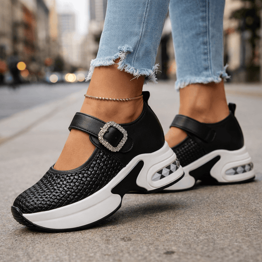 Bella | Sneakers con plateau e dettaglio gioiello