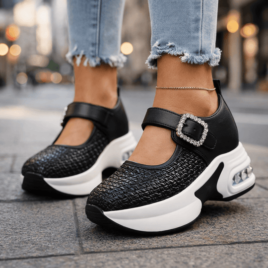 Bella | Sneakers con plateau e dettaglio gioiello