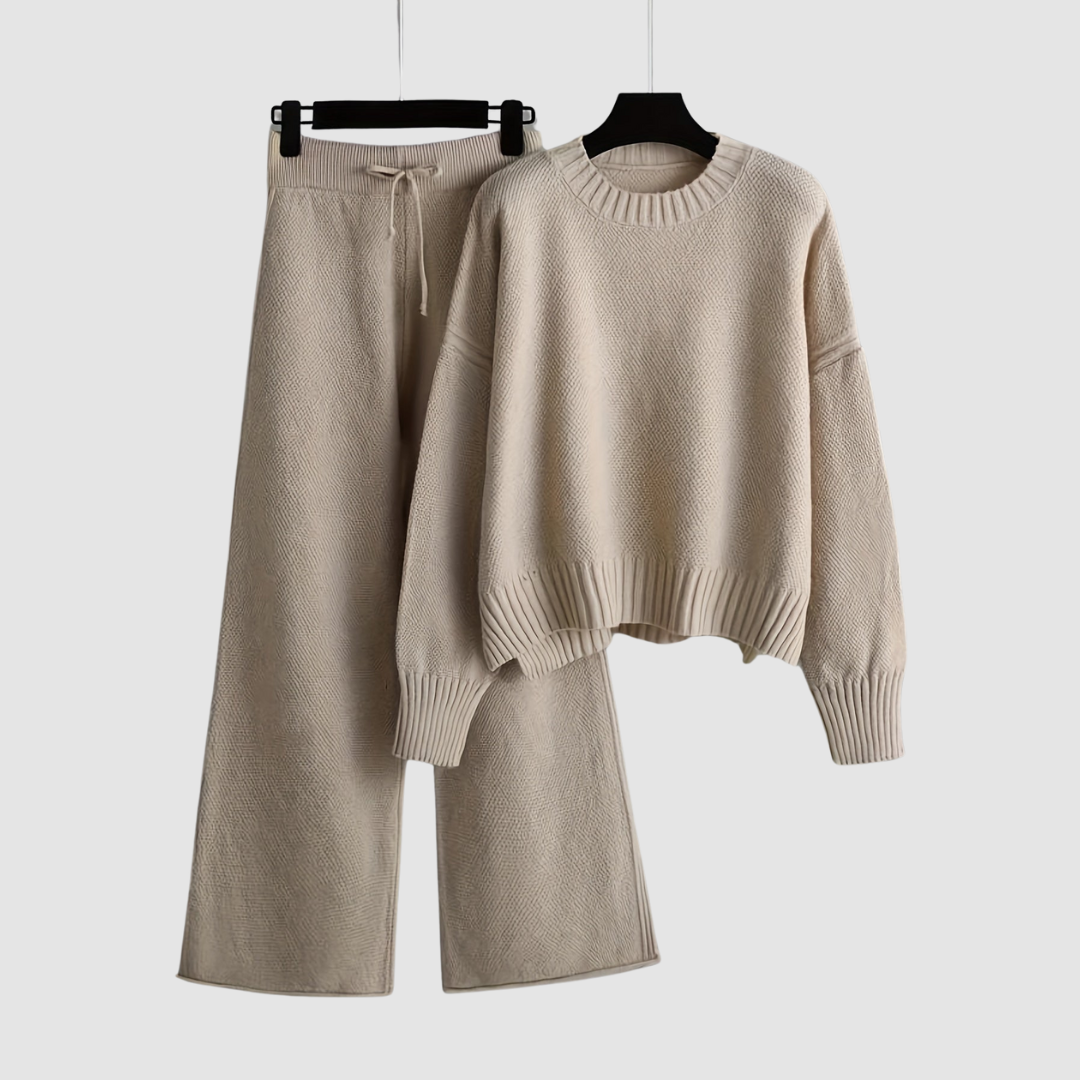 Emily™ | Completo in maglia per il relax