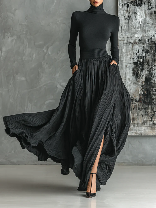 Cybele™ | Completo nero con dolcevita e gonna plissettata